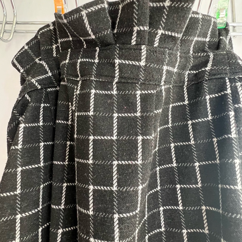 Black Plaid Pants - Ruffled - Picture 3 of 5